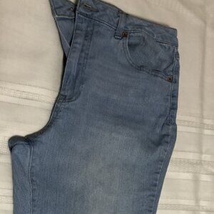 Women's No Boundaries Jeans # 4047